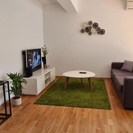 Garden Apartment Задар Екстериор снимка